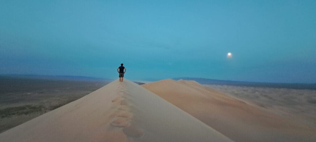 Exploring life experiences and sharing them